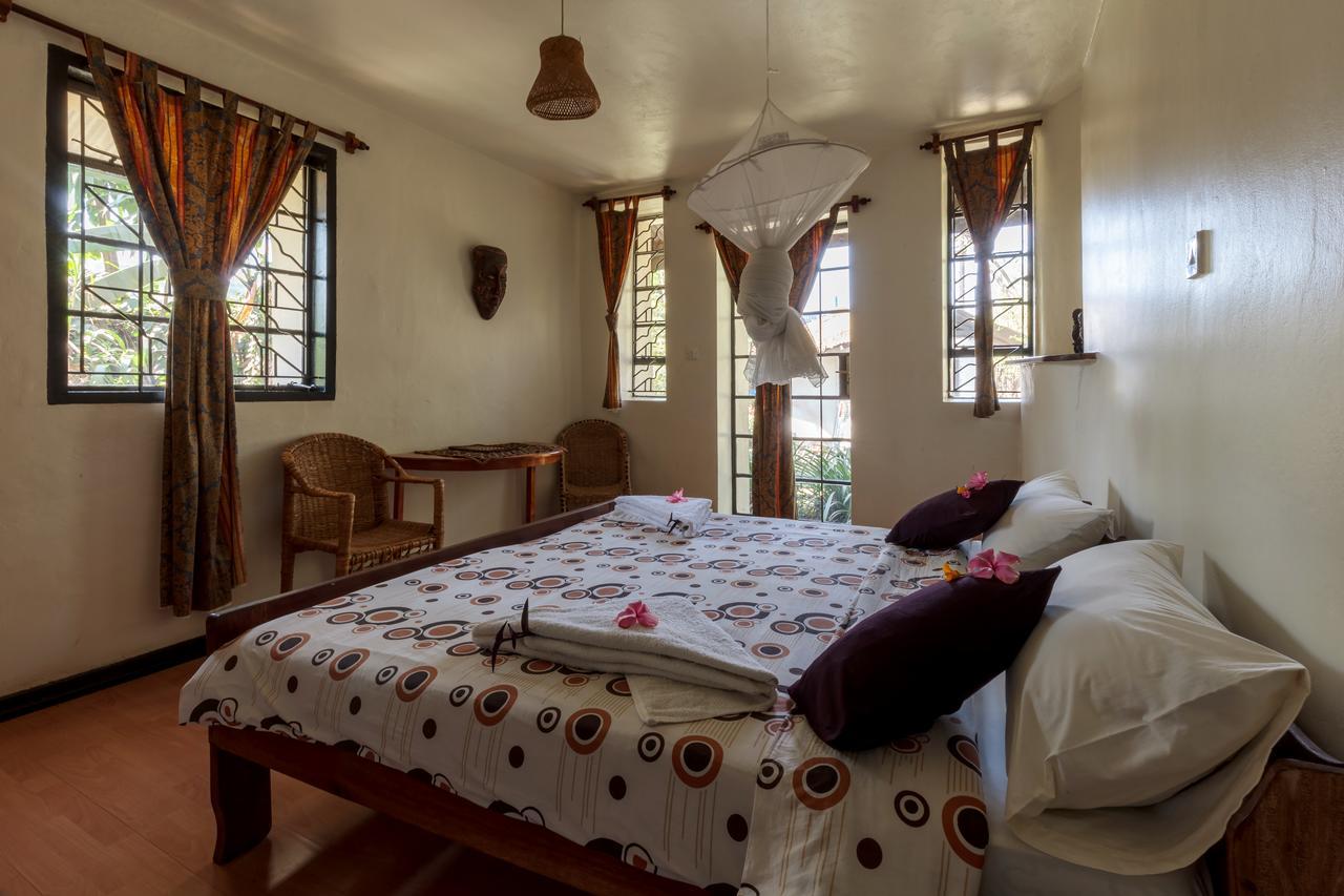Travellers Rest Hotel Kisoro Exteriér fotografie